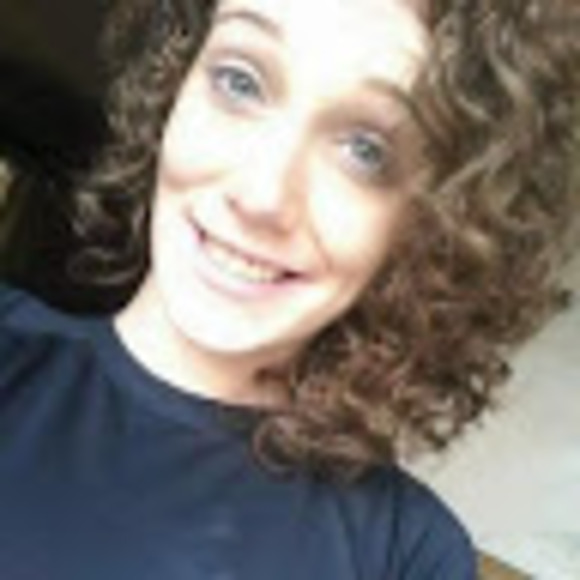 Meet your Posher, Tayanna - Picture 1 of 1